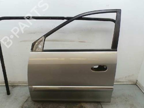 Used Left front door KIA CARENS II MPV (FJ) 2.0 CRDi (113 hp) 2442671