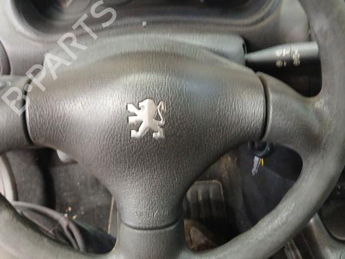 Førerens kollisjonspute PEUGEOT 206 Hatchback (2A/C) 1.9 D (69 hp) 30594701