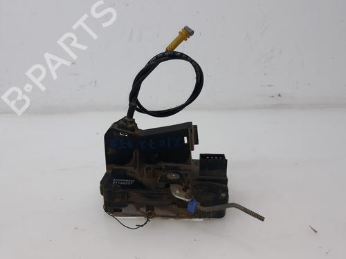 Used Front left lock NISSAN PRIMASTAR Van (X83) [2002-2025]  8496399