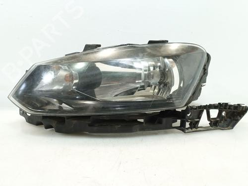 Venstre forlygte VW POLO V (6R1, 6C1) 1.2 TDI (75 hp) 31824781