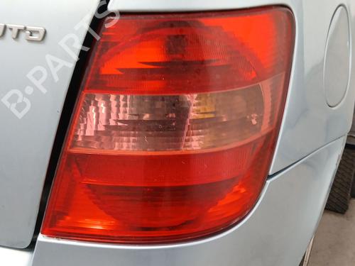 Achterlicht rechts FIAT STILO (192_) 1.9 JTD (192_XE1A) (115 hp) 28193686