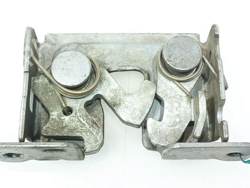 Used Hood lock BMW 3 (E90) 320 d (177 hp) 29267933