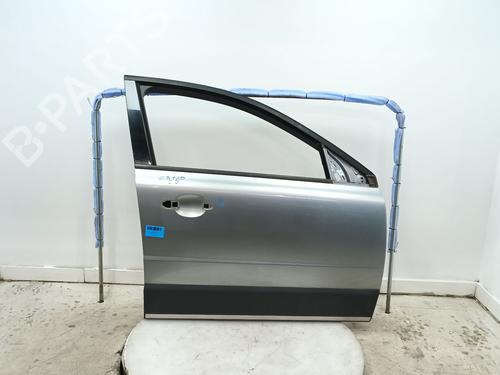 Used Right front door VOLVO XC70 II (136) D5 AWD (185 hp) 31095729