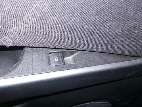 Used Left rear window switch SEAT LEON (1P1) 1.6 TDI (105 hp) 1984991