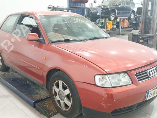 Brugte AUDI A3 (8L1) 1.8 4771548