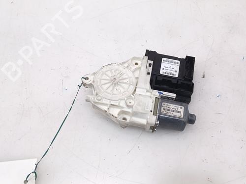 right-front-window-motor-vw-golf-plus-v-5m1-521-2004-2005-2006-2007-2008-2009-2010-2011-2012-2013-36452498 main image