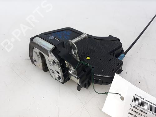 Used Rear right lock DAIHATSU SIRION (M3_) 1.3 (M301) (87 hp) 11529868