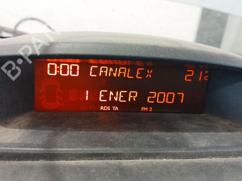 Used Display monitor PEUGEOT PARTNER Tepee 1.6 HDi 75 (16V) (75 hp) 27476802