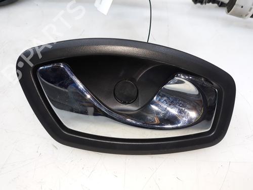 Høyre foran invendig håndtak RENAULT MEGANE III Hatchback (BZ0/1_, B3_) 1.5 dCi (BZ1G, BZ1W, BZ0R) (95 hp) 15012944