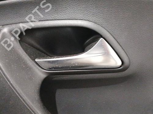 Højre bagtil invendig håndtag Højre bagtil invendig håndtag VW POLO V (6R1, 6C1) 1.2 TDI (75 hp) 36561903 36561903