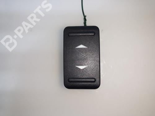 Used Right rear window switch Right rear window switch FORD C-MAX (DM2) 2.0 TDCi (110 hp) 8287003 8287003