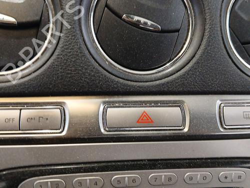 Bouton de warning Bouton de warning 38873769 38873769