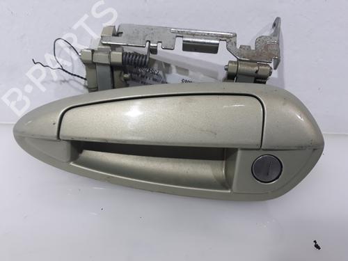 Used Front left exterior door handle FIAT GRANDE PUNTO (199_) 1.4 (199AXB11, 199AXB1A, 199BXB1A, 199AXL1A) (77 hp) 8421906