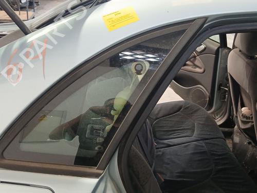 Używane Szyba boczna tylna prawa CITROËN C5 I (DC_) 2.0 16V (DCRFNC, DCRFNF) (136 hp) 30028136