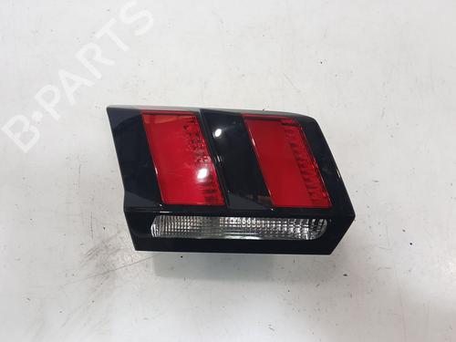 Used Left tailgate light Left tailgate light PEUGEOT 3008 II SUV (MC_, MR_, MJ_, M4_) 1.5 BlueHDi 130 (131 hp) 32702800 32702800