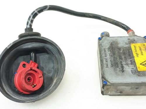 Module xenonverlichting VOLVO V40 Estate (645) 2.0 (136 hp) 26975430
