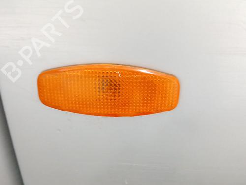 Used Right side indicator HYUNDAI SANTA FÉ I (SM) 2.0 CRDi (113 hp) 27717369