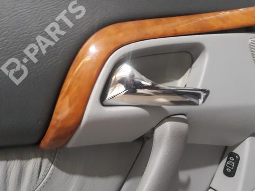 Used Rear left interior door handle Rear left interior door handle MERCEDES-BENZ S-CLASS (W220) S 400 CDI (220.028, 220.128) (250 hp) 10629358 10629358