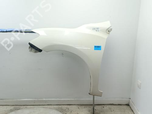left-front-fenders-nissan-pulsar-hatchback-c13-2014-31998919 main image
