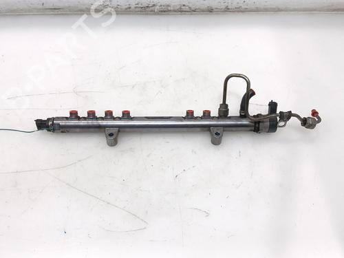 Used Injection rail Injection rail 37758183 37758183