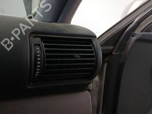 Luftventilen AUDI A4 B5 (8D2) 1.8 T (150 hp) 30873013