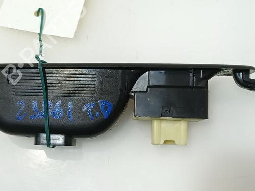 Højre bagtil elrude kontakt RENAULT CLIO IV (BH_) 0.9 TCe 90 (BHNF, BHMA, BHMH, BHJK, BHJR) | BP29935586I28 