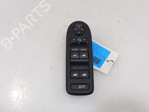 Used Left front window switch CITROËN C3 II (SC_) 1.6 HDi 90 (90 hp) 32859902
