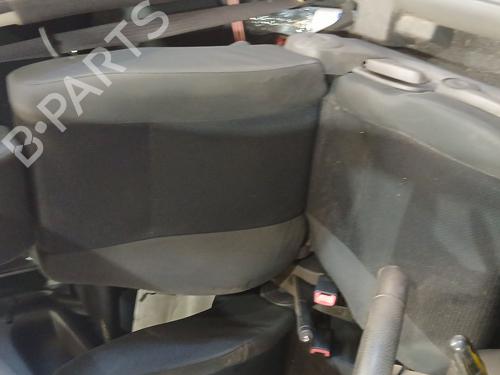 Used Left front seat SUZUKI SWIFT III (MZ, EZ) 1.3 DDiS (RS413D) (75 hp) 30872482