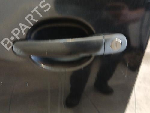 Used Front left exterior door handle VW GOLF V (1K1) 1.9 TDI (105 hp) 32301535