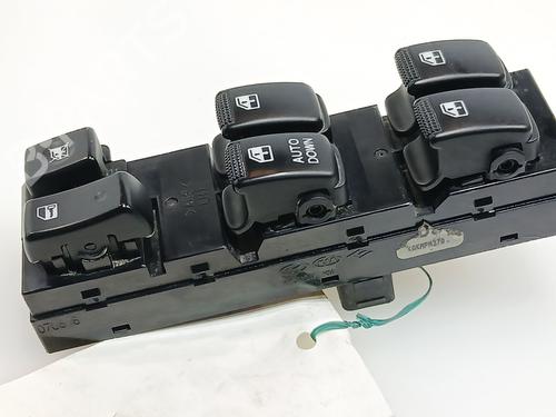 Left front window switch KIA SPORTAGE II (JE_, KM_) 2.0 i 16V | BP24627681I27 
