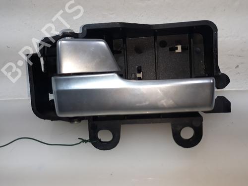 Venstre bak invendig håndtak FORD FOCUS II (DA_, HCP, DP) 1.6 TDCi (90 hp) 10191242
