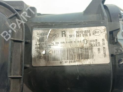 Right headlight SEAT LEON (5F1) 1.5 TGi | BP31824782C29 - Image 5