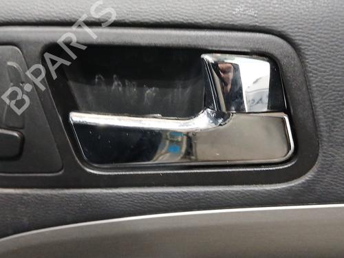 Højre fortil invendig håndtag Højre fortil invendig håndtag CHEVROLET EPICA (KL1_) 2.0 D (150 hp) 34341146 34341146