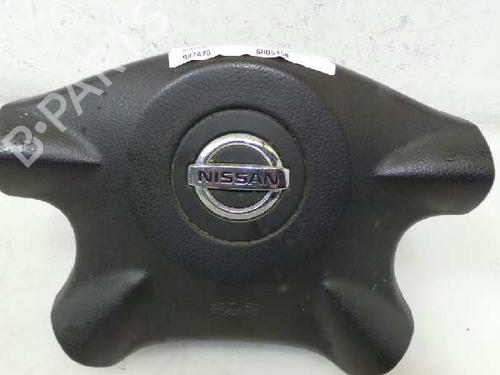 Used Driver airbag NISSAN ALMERA II Hatchback (N16) 2.2 Di (110 hp) 3251075