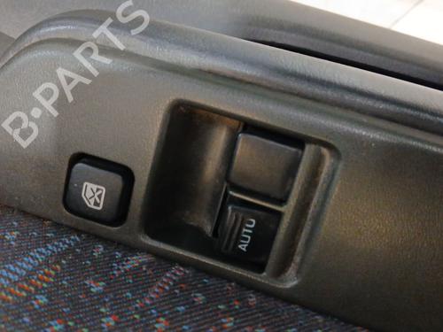 Comutador vidro frente esquerdo NISSAN PRIMERA Hatchback (P11) 2.0 TD (90 hp) 32289395