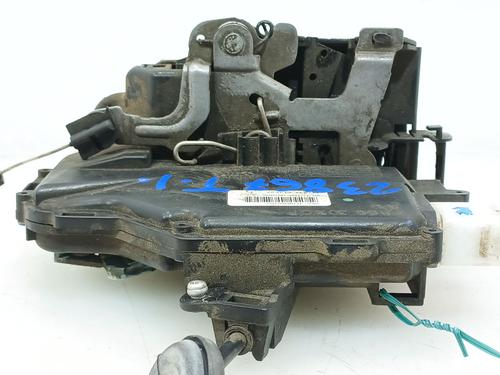 Rear left lock VW TOURAN (1T3) 1.6 TDI | BP31015349C100