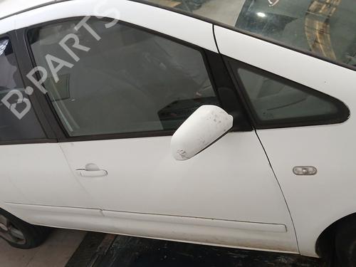 Used Right front door Right front door 38775305 38775305