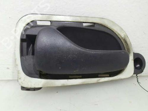 Used Rear left interior door handle RENAULT ESPACE III (JE0_) 2.2 dCi (JE0K) (130 hp) 4373955