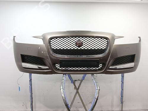 Used Front bumper Front bumper 38589210 38589210
