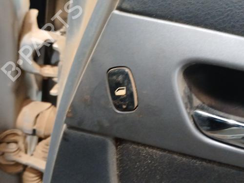 Raamschakelaar rechts achter PEUGEOT 407 (6D_) 2.0 HDi 135 (6DRHRH, 6DRHRE, 6DRHRG, 6DRHRJ) (136 hp) 30873268