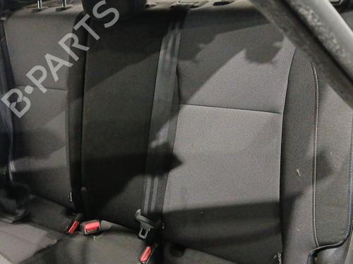Sæde Bagtil Sæde Bagtil HYUNDAI i20 II (GB, IB) 1.0 T-GDI (101 hp) 36561932 36561932