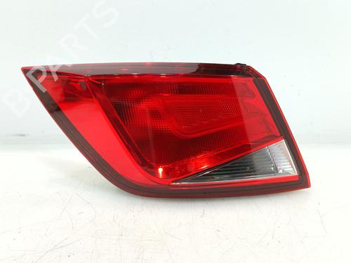 Used Left taillight SEAT LEON (5F1) 1.5 TGi (131 hp) 31832151