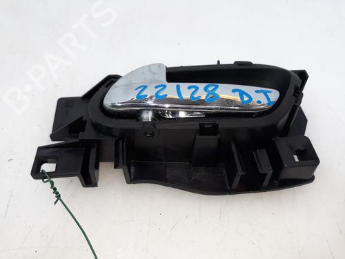 Used Front left interior door handle PEUGEOT 5008 (0U_, 0E_) 1.6 BlueHDi 120 (120 hp) 13619112