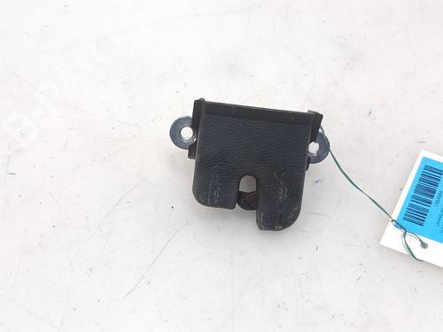tailgate-lock-vw-golf-plus-v-5m1-521-2004-2005-2006-2007-2008-2009-2010-2011-2012-2013-36448533 main image