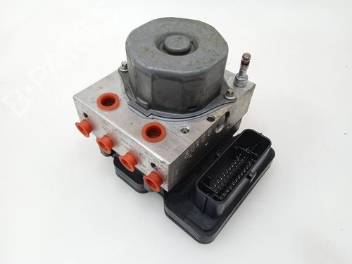 Used ABS pump TOYOTA AURIS (_E18_) [2012-2018]  20717791