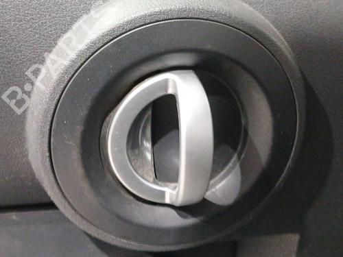 Venstre fortil invendig håndtag Venstre fortil invendig håndtag DODGE NITRO 2.8 CRD (163 hp) 36696546 36696546