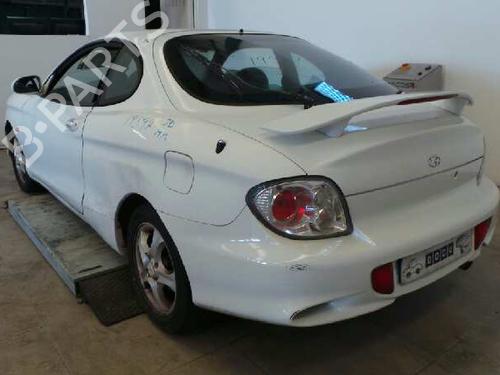 Left headlight HYUNDAI COUPE I (RD)  | BP3136706C28 