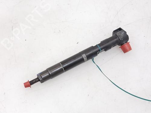 Used Injector Injector MERCEDES-BENZ C-CLASS (W204) C 250 CDI (204.003) (204 hp) 33329138 33329138