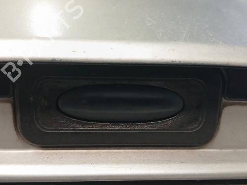 Used Tailgate handle RENAULT GRAND SCÉNIC III (JZ0/1_) 1.5 dCi (JZ09, JZ0D, JZ10, JZ14, JZ1G, JZ29, JZ2C) (110 hp) 30872693