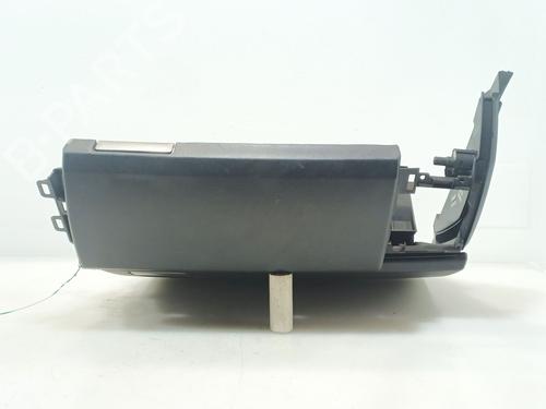 Used Glove box LAND ROVER DISCOVERY III (L319) 2.7 TD 4x4 (190 hp) 29891248